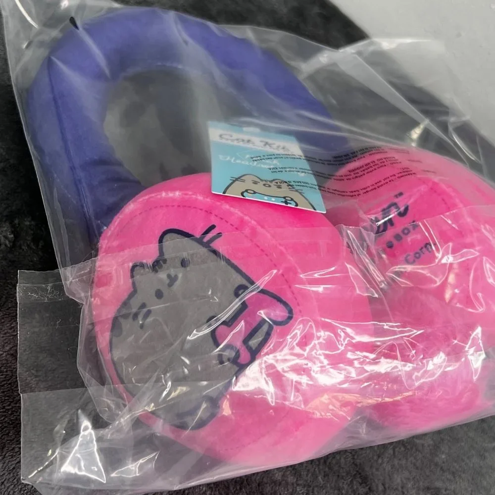 Pusheen Plush Headset Pet Toy Cat Graphic Puff Ball Microphone NIP Box Exclusive